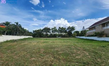 Lake view land in Hua Hin at Palm Hills Golf Resort