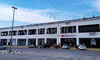 LOCAL COMERCIAL EN RENTA EN PLAZA MARAVILLA EN APODACA WALMART REFORMA HUINALÁ
