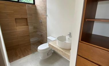 Casa en venta una planta Mérida Yucatán, Privada Rocío Country Living