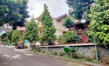 Villa Mewah Di Dago Resort Bandung Full Furnish Electronik