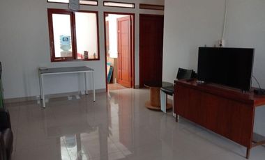 Rumah Exlusive Asri dan Nyaman Murah di Cipanas keTaman Bunga Nusantara 800 meteran DP 2jt ALL IN. .