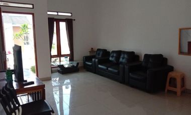 Rumah Exlusive Asri dan Nyaman Murah di Cipanas keTaman Bunga Nusantara 800 meteran DP 2jt ALL IN. .