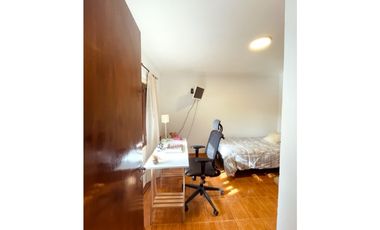 VENTA HERMOSA CASA EN PH 4 AMB. PATIO CON PARRILLA. GARAGE.PERMUTA