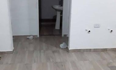 VENTA URGENTE... EN BLOQUE CASA 4 AMBIENTE MAS DPTO 3 AMBIENTES.