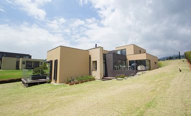 VENTA de CASAS en LA CALERA