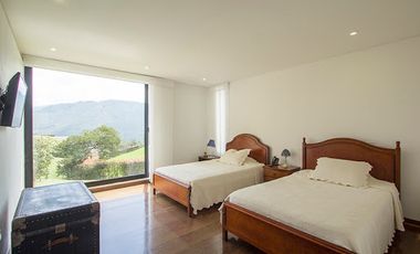 VENTA de CASAS en LA CALERA