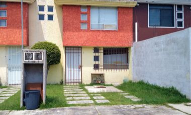 Casa en venta en fracc Alcatraces, Cuautlancingo. Puebla