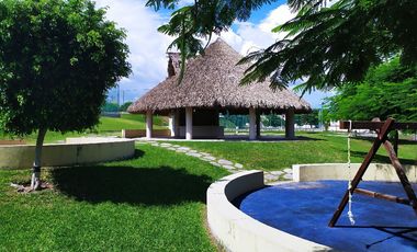 Casa de 3 rec., alberca, terreno 185 m2 en Real Santa Fe, Xochitepec, Mor.