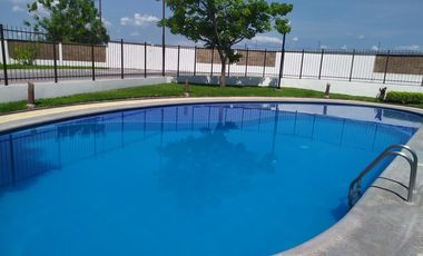 Casa de 3 rec., alberca, terreno 185 m2 en Real Santa Fe, Xochitepec, Mor.