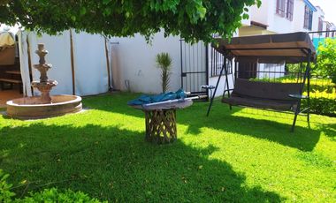 Casa de 3 rec., alberca, terreno 185 m2 en Real Santa Fe, Xochitepec, Mor.