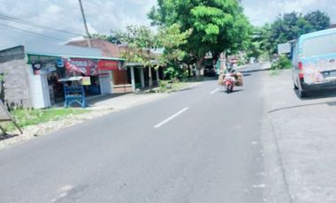 Ruko karanganyar kota 390jt jalan ramai