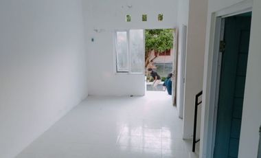 RUMAH MEWAH MURAH SIAP HUNI 550 METER DARI ALUN ALUN WATES