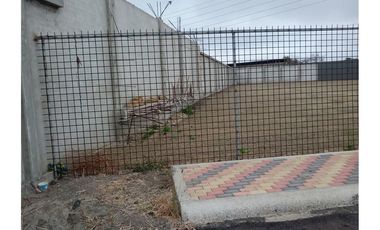 Terreno de arriendo en Montecristi por la tejedora