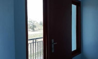 DIJUAL CEPAT Ruko Raya Kedamean Menganti Gresik BARU GRESS