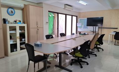 Rumah Hoek Kelapa Hibrida, Kelapa Gading