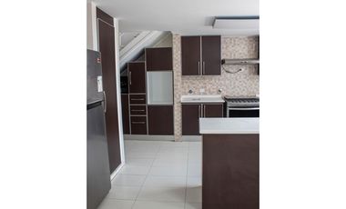 --Se Alquila Apto en PH Alarmar, Punta Paitilla--