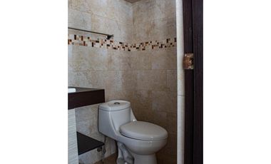 --Se Alquila Apto en PH Alarmar, Punta Paitilla--