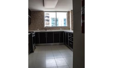 --Se Alquila Apto en PH Alarmar, Punta Paitilla--