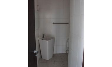 --Se Alquila Apto en PH Alarmar, Punta Paitilla--