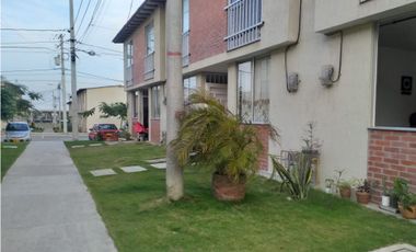 Se vende casa Duplex Las Acacias (Soledad Atla)