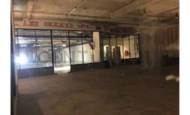Arriendo local comercial en Américo Vespucio Sur