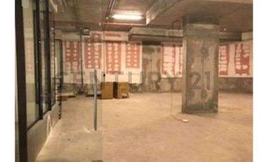 Arriendo local comercial en Américo Vespucio Sur