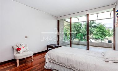 Casa en arriendo de 6 dorm. en Lo Barnechea