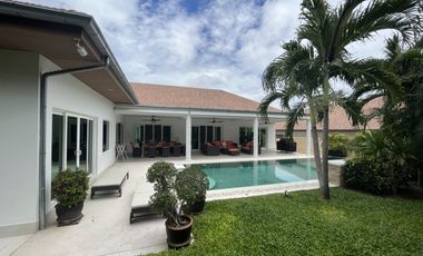 High quality 5 bedroom pool villa with separate guesthouse