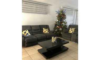 SE VENDE CASA EN BRISAS DEL GOLF OCCIDENTE EN $205,000 AM