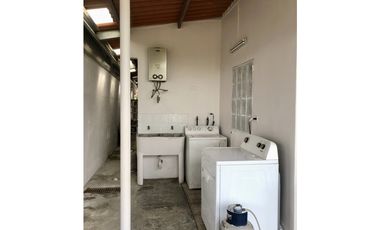 SE VENDE CASA EN BRISAS DEL GOLF OCCIDENTE EN $205,000 AM