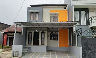 Rumah Modern Minimalis Strategis Siap Huni Istana Gardenia Cimahi