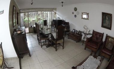 casa en arriendo en la riviera. Cod A21126