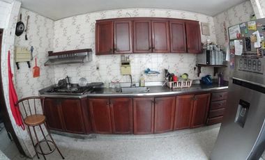 casa en arriendo en la riviera. Cod A21126