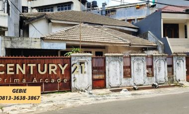 Rumah Lama Lokasi Strategis di Kebayoran baru Jakarta selatan | IW-7538