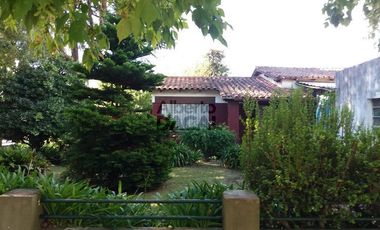 Casa en Venta en 6 (ex12) esq. 44 Villa Elisa - Alberto Dacal Propiedades