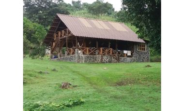 Se Vende Finca en Altos De Pacora $ 600 k AB
