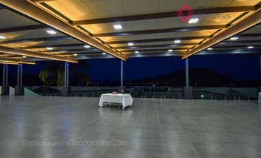 Quinta de Lujo  con Gran Jardín Para Eventos