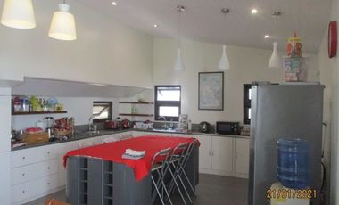 House for rent in Cebu City, Silver Hills , 3-br with 4 to 5 car park