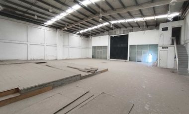 Bodega de 578 m² a pie de la carretera Veracruz-Xalapa a la altura de Amapolas