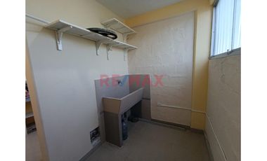 🔰Remato Departamento 👩‍🎓 A Un Paso De Udep 📌C.C. H.H. Vicus 🧱 Cuarto Piso ➕ Aires 💰De Rapido Alquiler💹