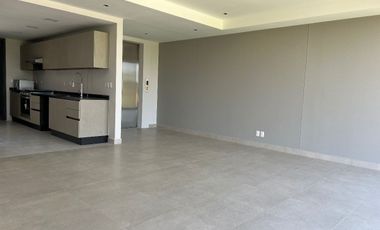 RENTA departamento THE OAKS Bosque real
