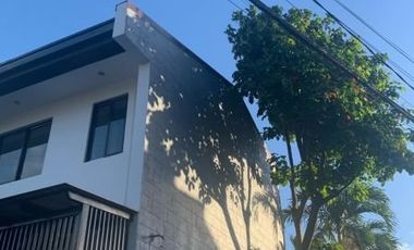 NEWLY RENOVATED 2 BR IN ABELARDO TOWNHOUSE FOR SALE