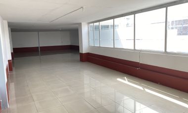 RENTA LOCALES FRENTE CENTRAL CAMIONERA METEPEC EDO DE MEXICO