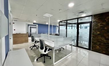 Se Alquila Oficina Amoblada 122 Mts Costa del Este USD$2,200,00+itbms