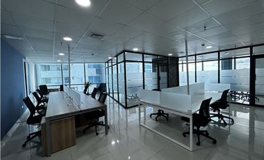 Se Alquila Oficina Amoblada 122 Mts Costa del Este USD$2,200,00+itbms