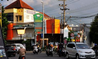 Jual Ruko atau Tempat Usaha di Raya Ahmad Dahlan Kediri