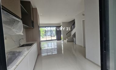 Disewakan Rumah Siap Huni Di Emerald Bintaro Sektor 9