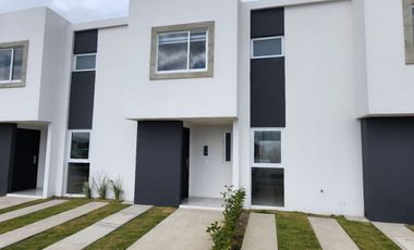CASA EN VENTA MODELO TERRASSA HACIENDA DE LAS FUENTES SECCIÓN TOSSÁ
