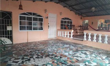 Se Vende Casa amplia y acogedora en Tocumen