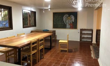 Casa en venta de 3 dorm. en Santa Cruz